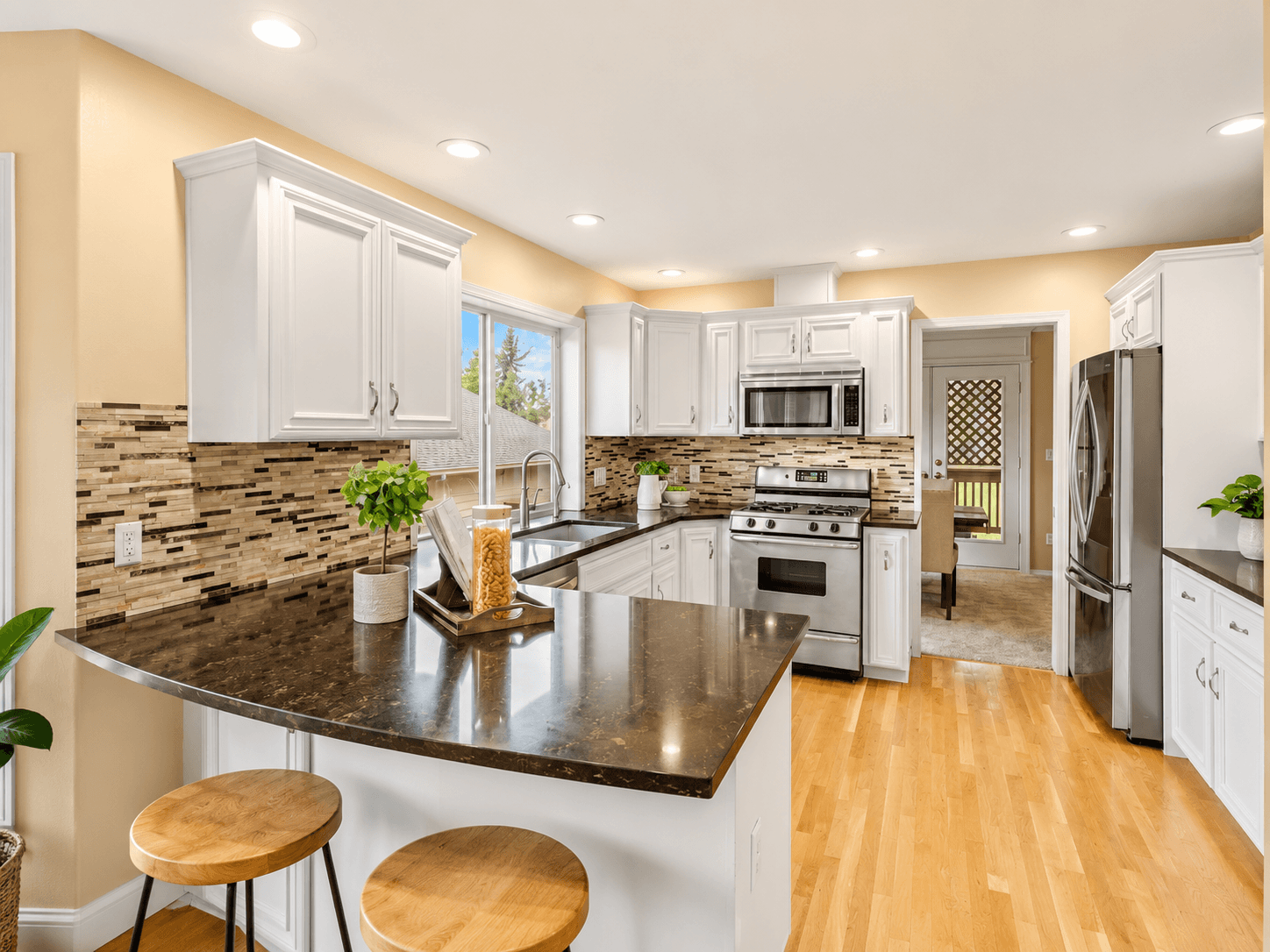 Bright, spotless Happy Valley kitchen after a professional Golden Hour house cleaning
